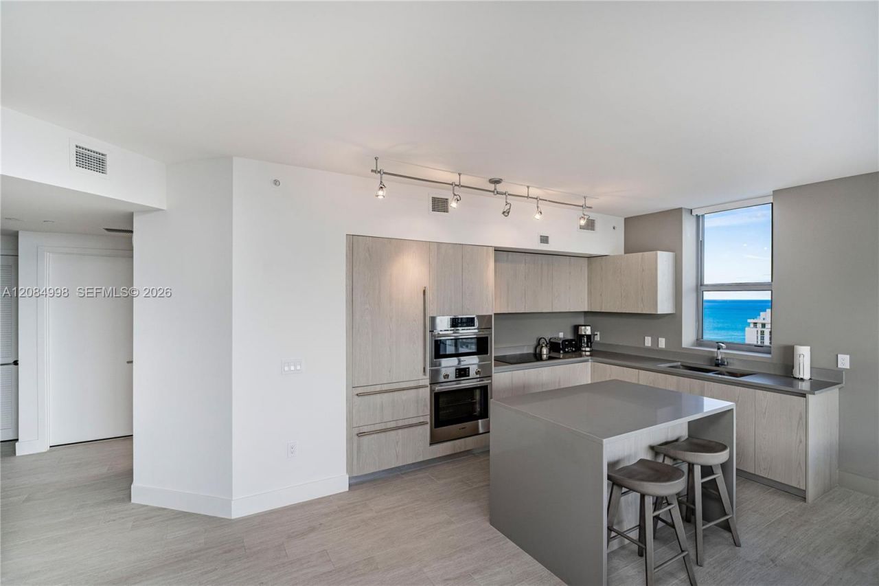 4010 S Ocean Dr, Unit R1609, Hollywood, FL 33019 Photo