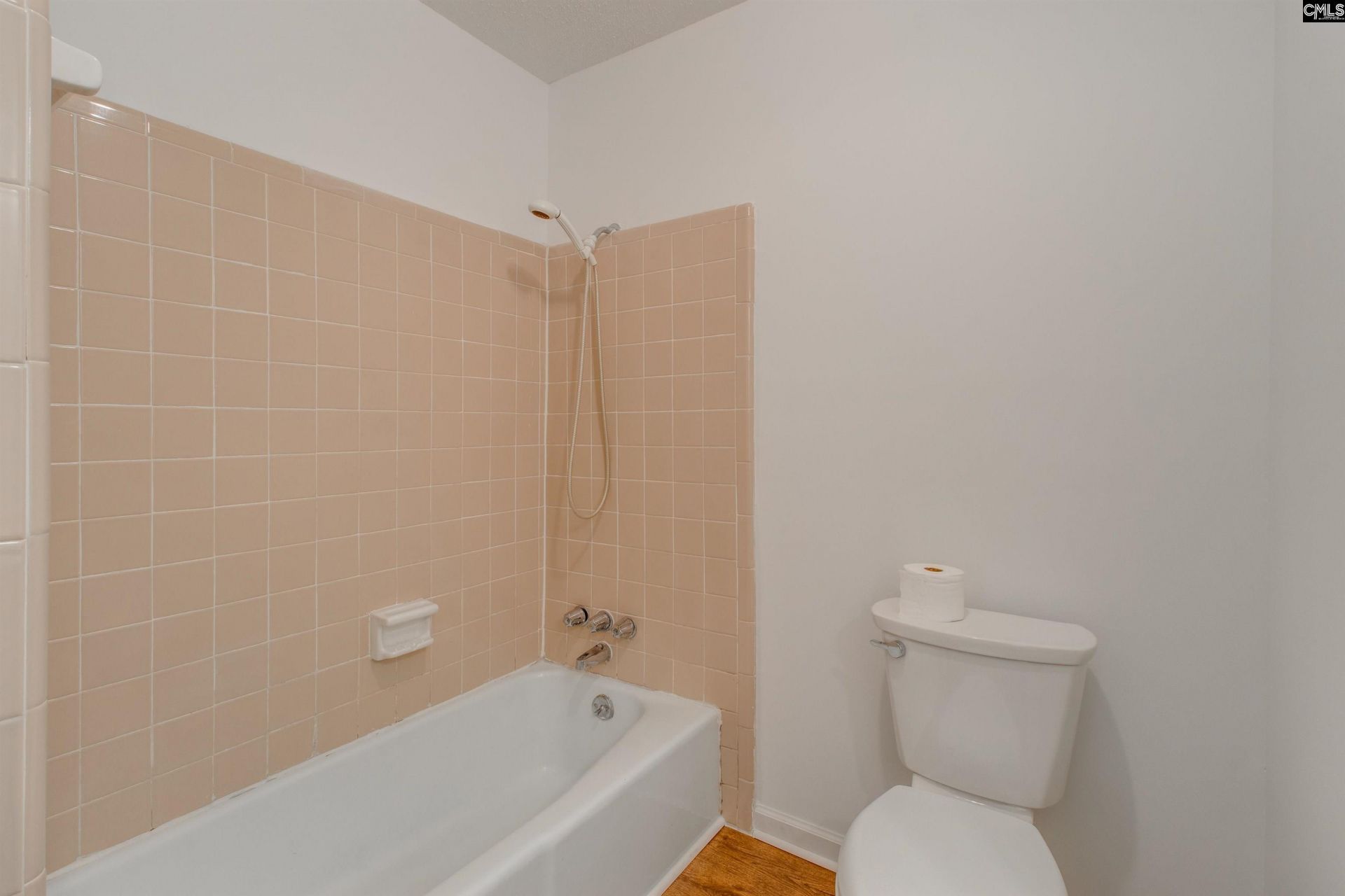5219 Enfield Drive Photo 19