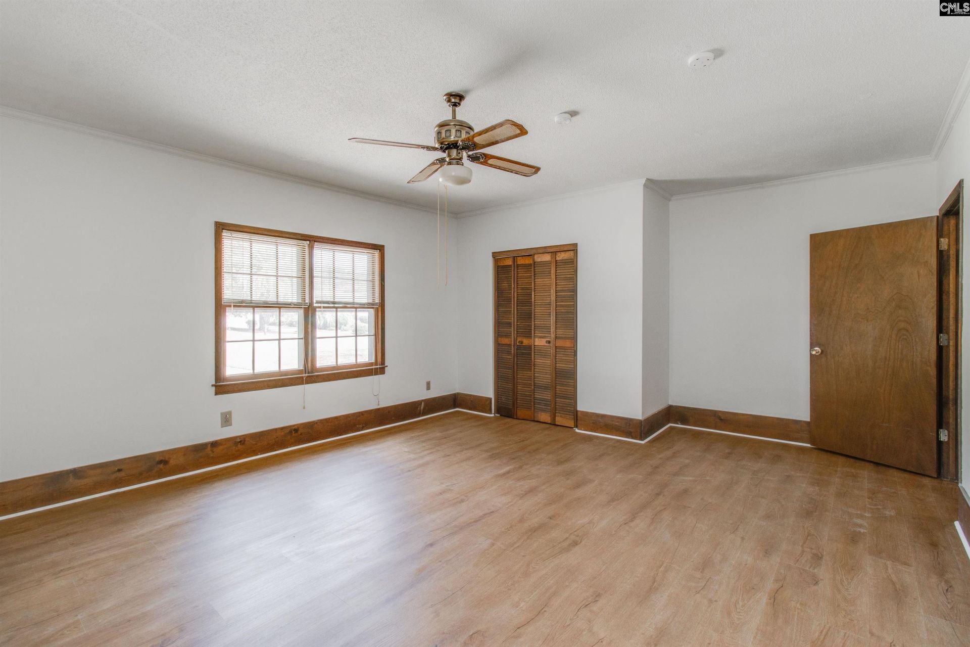 5219 Enfield Drive Photo 22