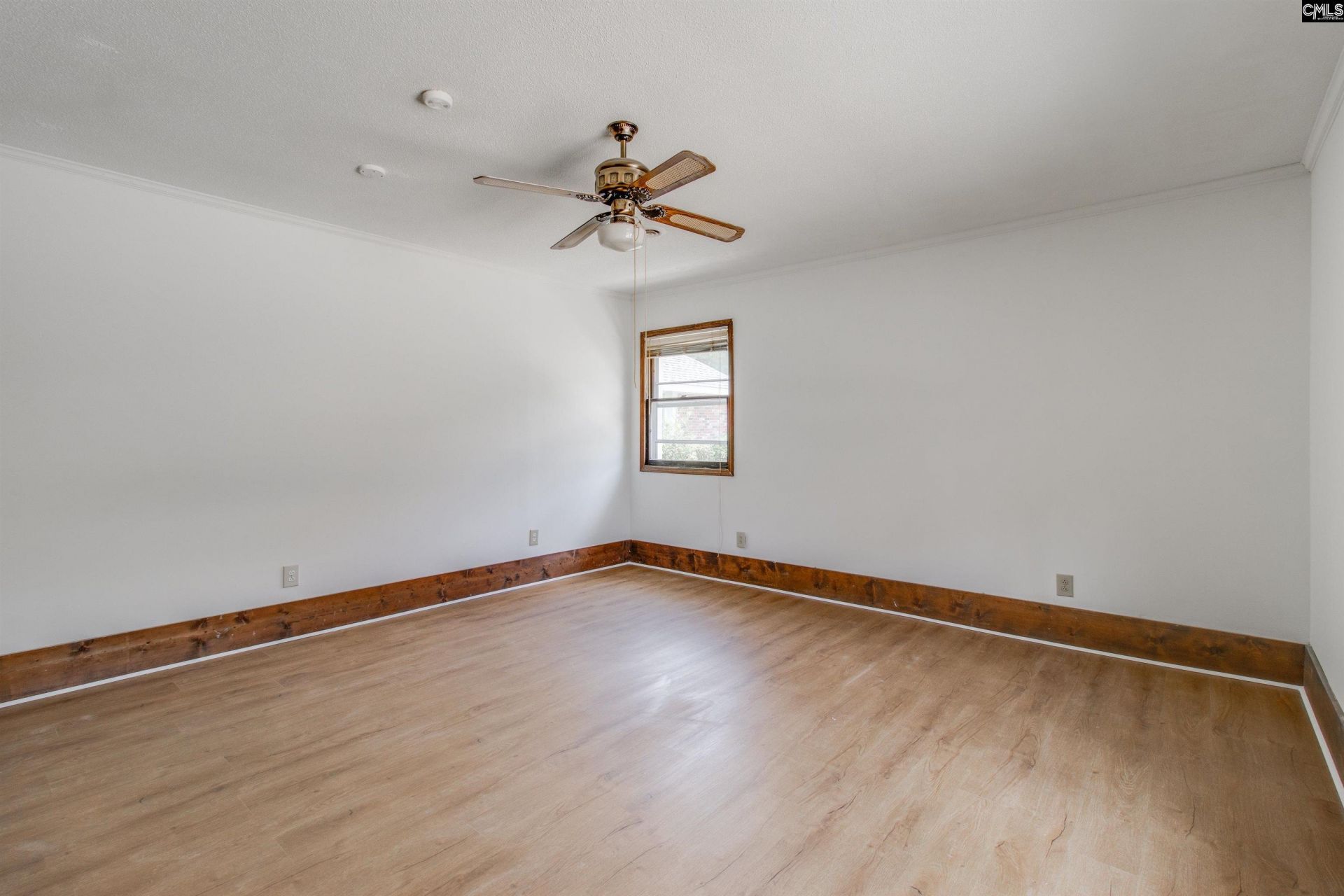 5219 Enfield Drive Photo 23