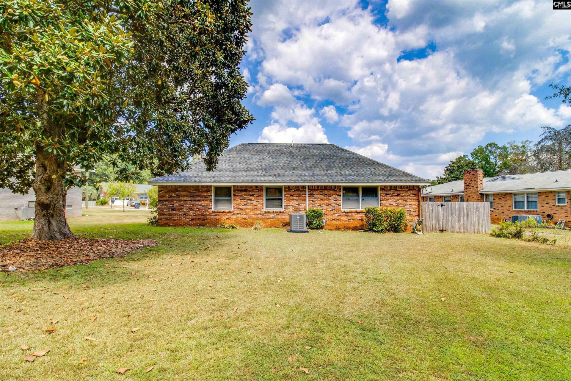 5219 Enfield Drive Photo 24