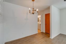 5219 Enfield Drive photo 4