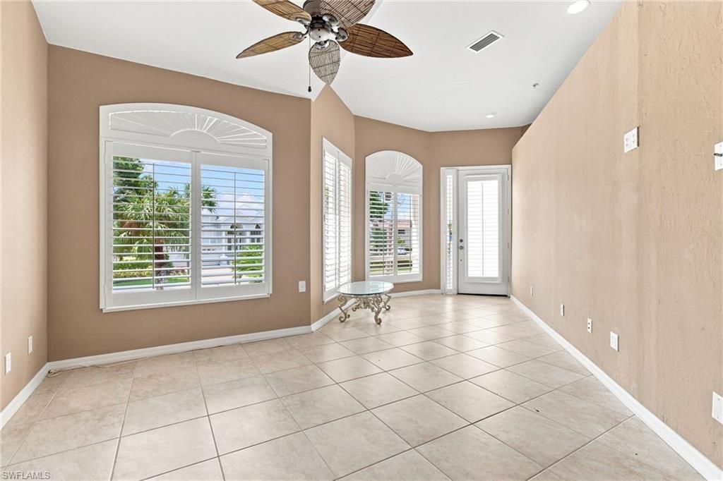 271 Lenell Rd, Unit 4, Fort Myers Beach, FL 33931 Photo