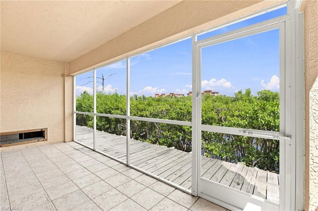 271 Lenell Rd, Unit 4, Fort Myers Beach, FL 33931 Photo