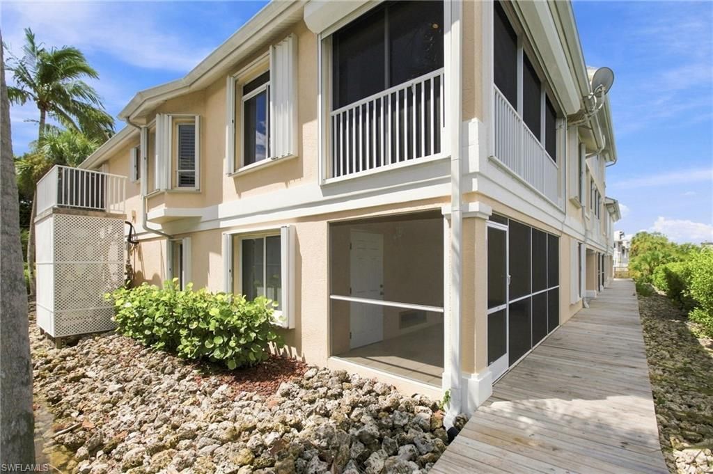 271 Lenell Rd, Unit 4, Fort Myers Beach, FL 33931 Photo