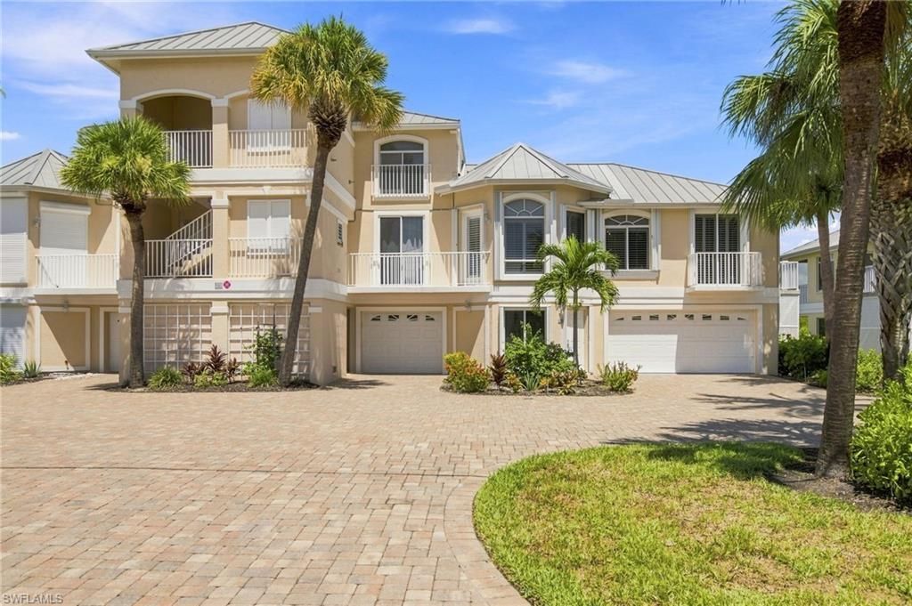 271 Lenell Rd, Unit 4, Fort Myers Beach, FL 33931 Photo