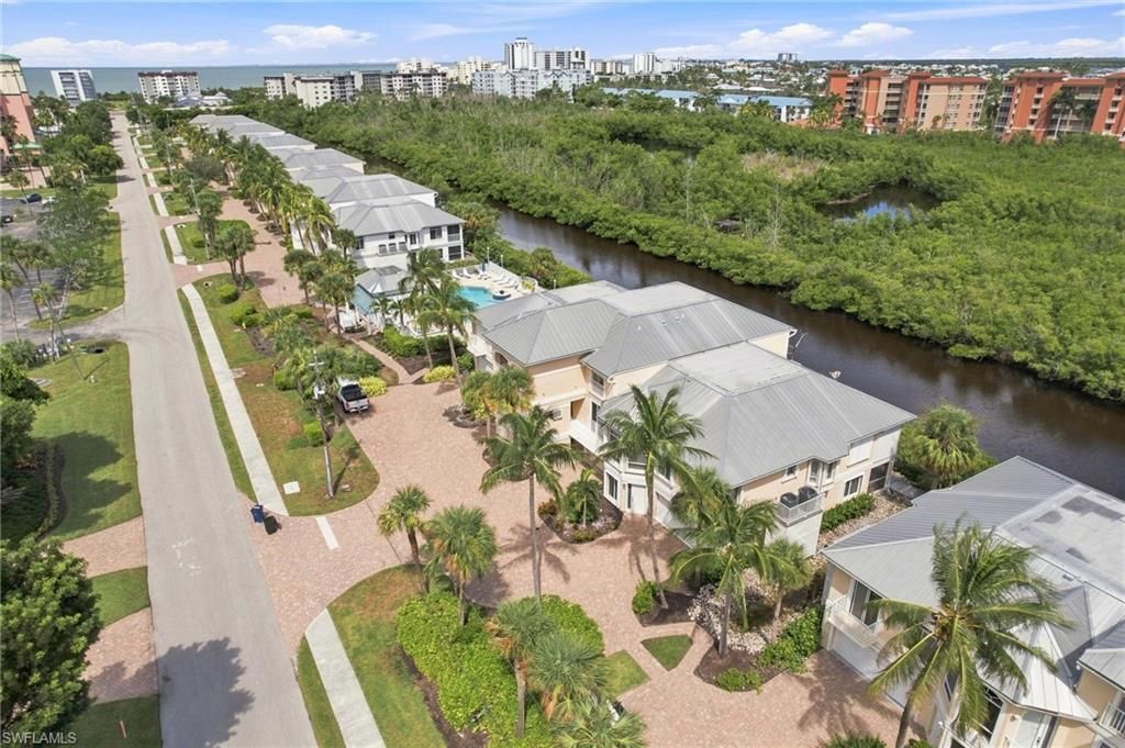 271 Lenell Rd, Unit 4, Fort Myers Beach, FL 33931 Photo