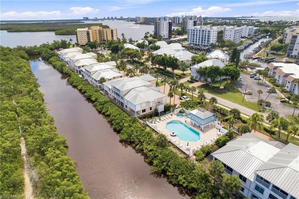 271 Lenell Rd, Unit 4, Fort Myers Beach, FL 33931 Photo