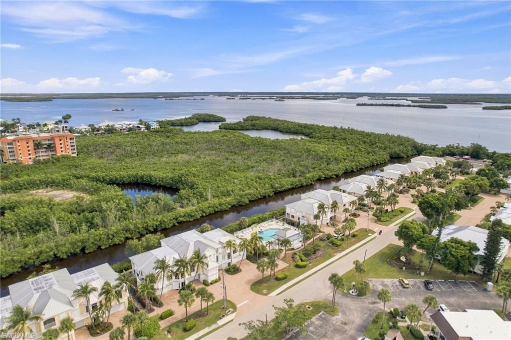 271 Lenell Rd, Unit 4, Fort Myers Beach, FL 33931 Photo