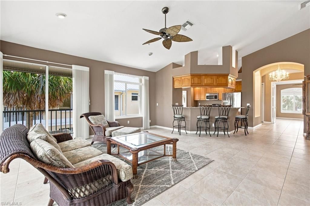 271 Lenell Rd, Unit 4, Fort Myers Beach, FL 33931 Photo