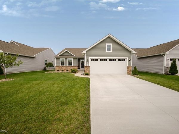 3835 Padre Pio Lane , Perry, OH 44081