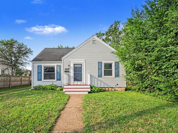 2243 Nelson Avenue SE, Grand Rapids, MI 49507
