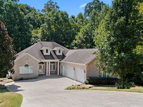 129 Chuniloti Trace , Loudon, TN 37774