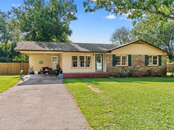 123 Donna Street SW, Calhoun, GA 30701