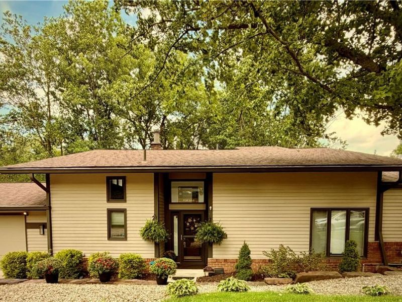 7019 Windward Hills Drive, Unit 011, Brecksville, OH 44141 Photo 1
