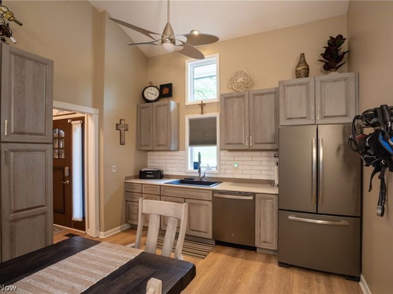 7019 Windward Hills Drive, Unit 011, Brecksville, OH 44141 Photo 4