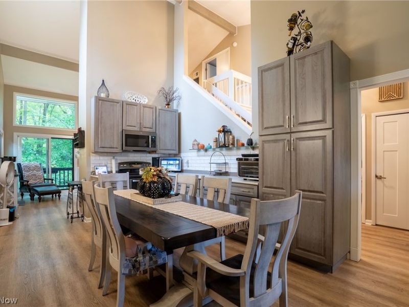 7019 Windward Hills Drive, Unit 011, Brecksville, OH 44141 Photo 5