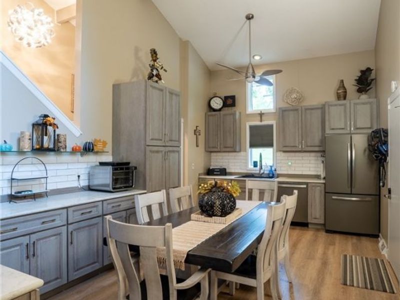 7019 Windward Hills Drive, Unit 011, Brecksville, OH 44141 Photo 6