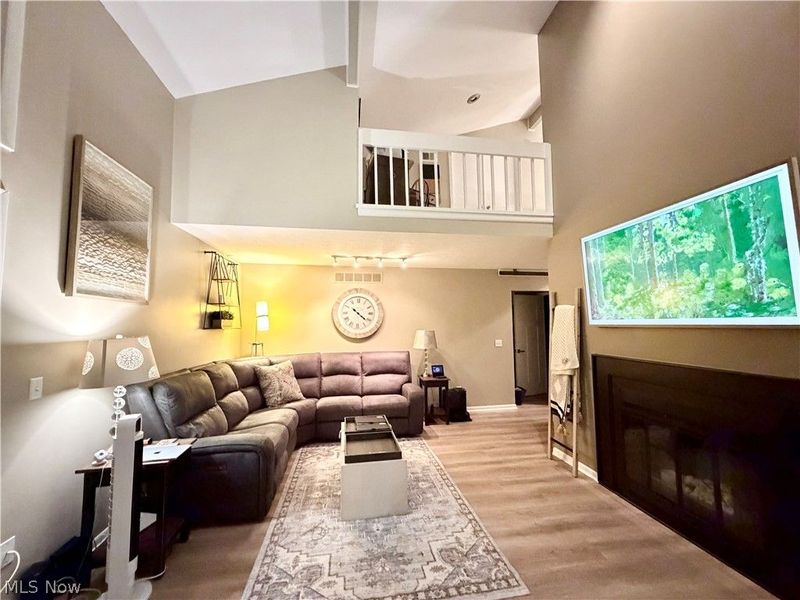 7019 Windward Hills Drive, Unit 011, Brecksville, OH 44141 Photo 7