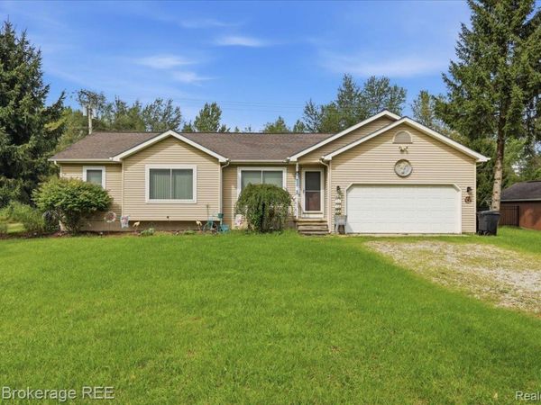 11282 Silver Lake Road , Argentine Township, Mi 48418