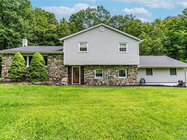 40 Bloomer Road , Lagrangeville, NY 12540