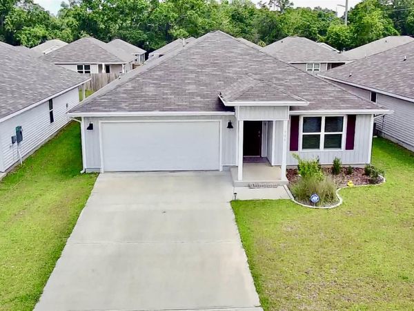 914 Lovebird Ct, Pensacola, FL 32534