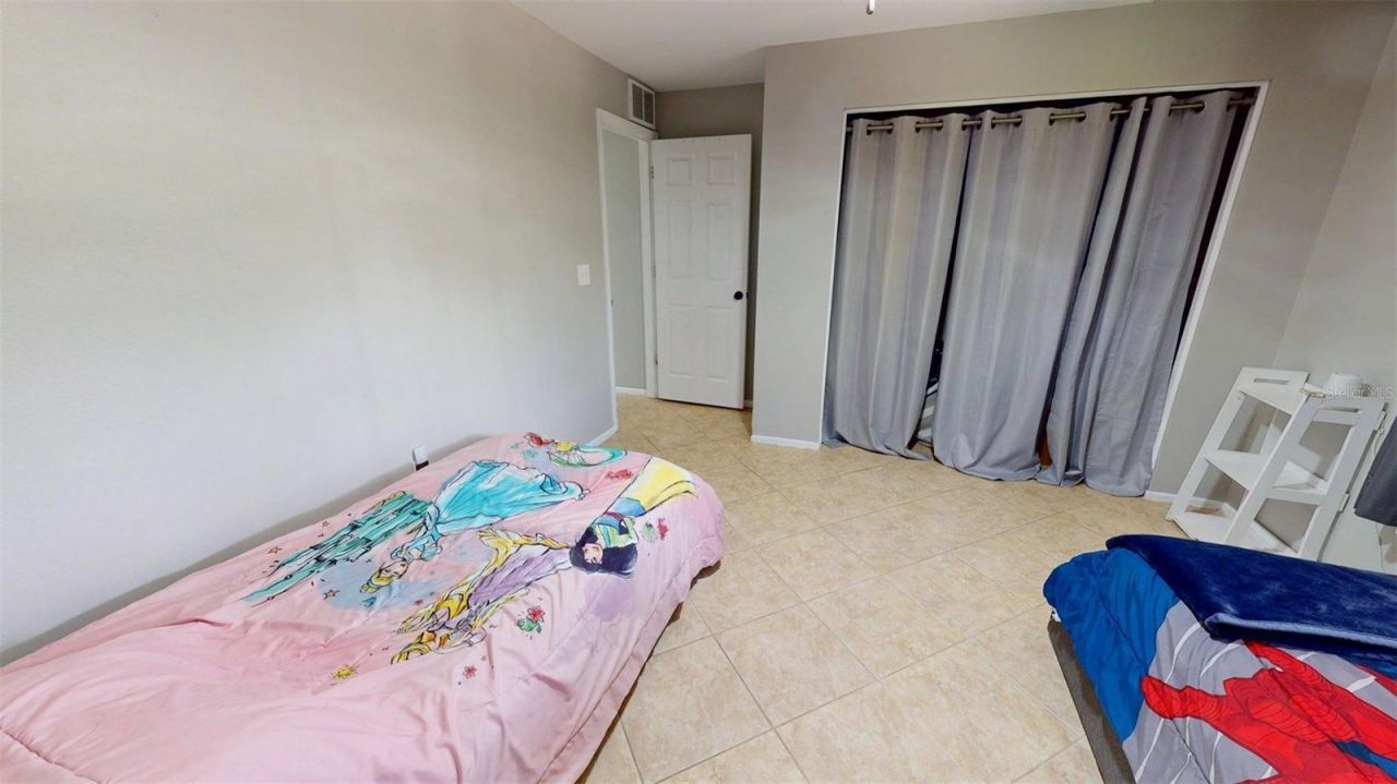 2461 Gold Oak Court E, Sarasota, FL 34232 Photo