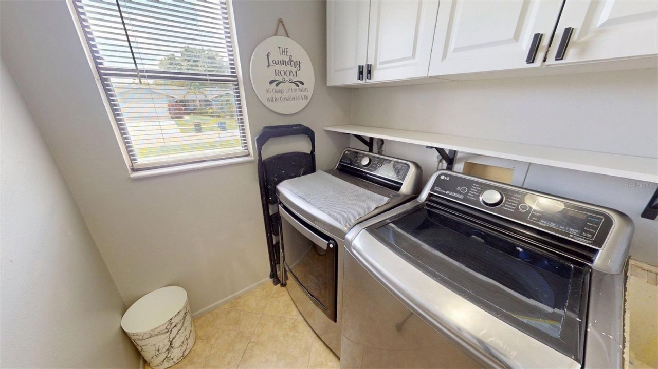 2461 Gold Oak Court E, Sarasota, FL 34232 Photo