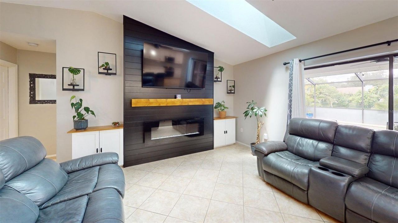 2461 Gold Oak Court E, Sarasota, FL 34232 Photo