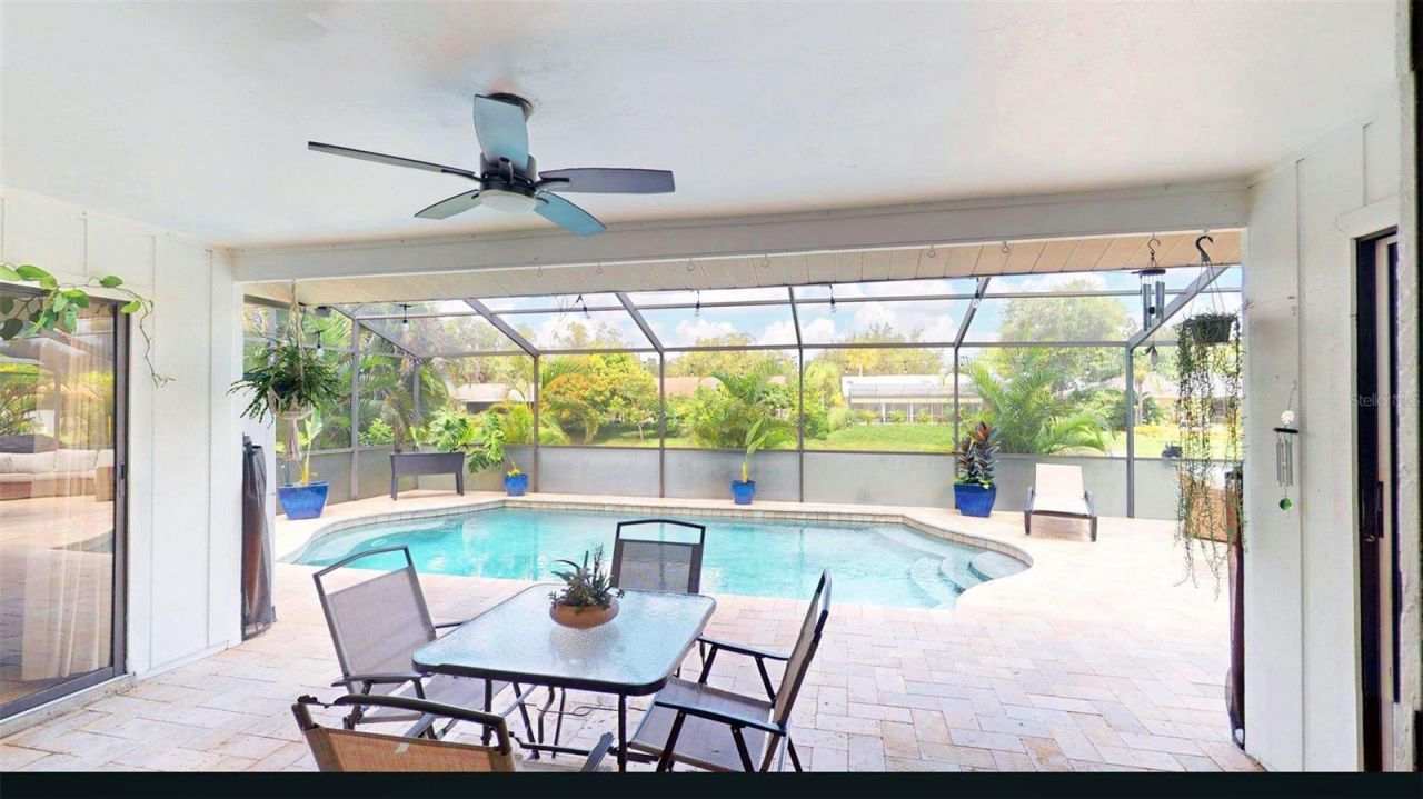 2461 Gold Oak Court E, Sarasota, FL 34232 Photo