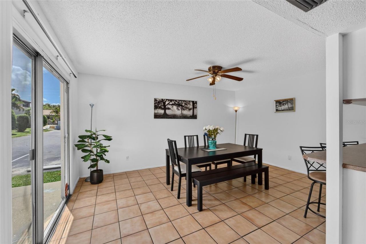 1131 Longfellow Road, Sarasota, FL 34243 Photo
