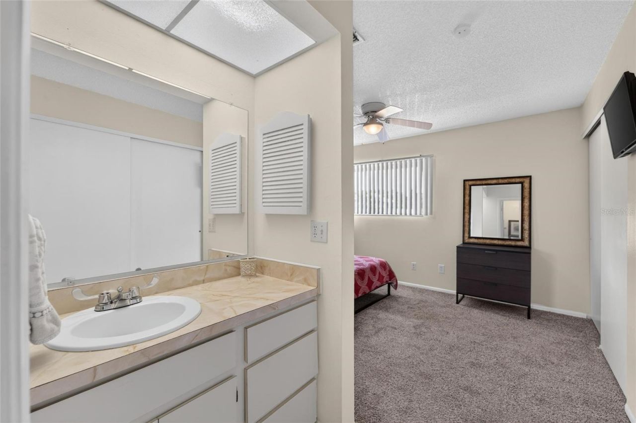 1131 Longfellow Road, Sarasota, FL 34243 Photo