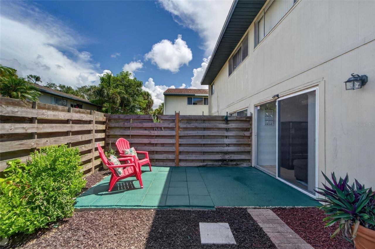 1131 Longfellow Road, Sarasota, FL 34243 Photo