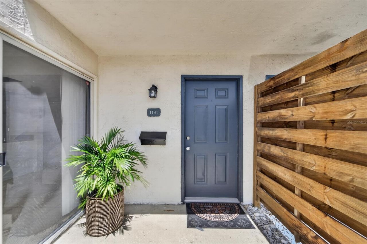 1131 Longfellow Road, Sarasota, FL 34243 Photo