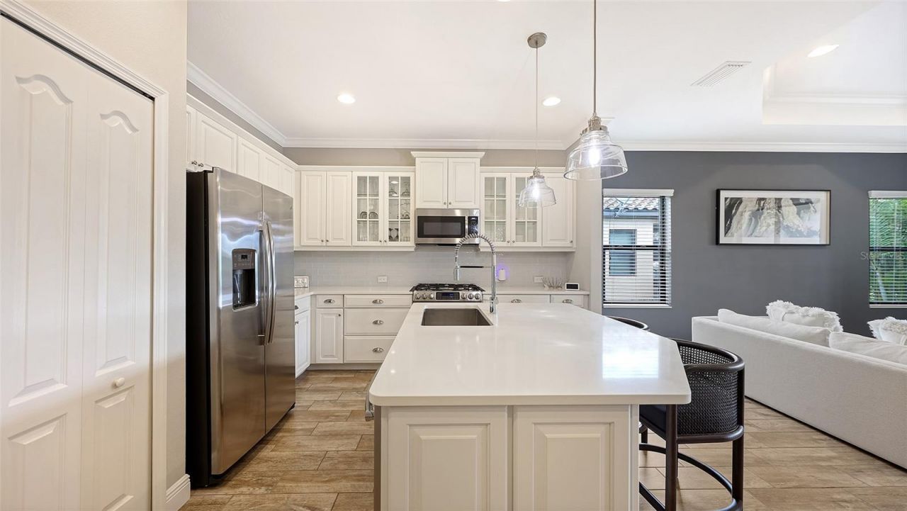 6423 Positano Court, Sarasota, FL 34243 Photo