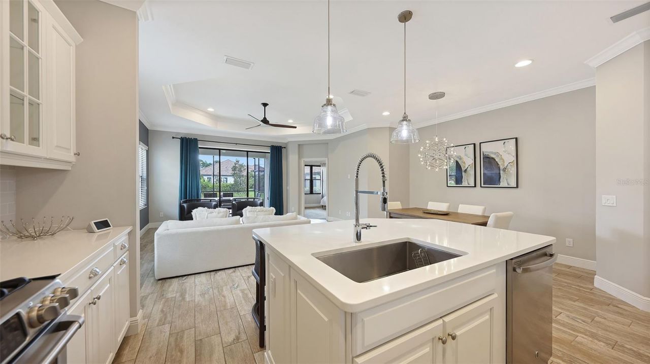 6423 Positano Court, Sarasota, FL 34243 Photo