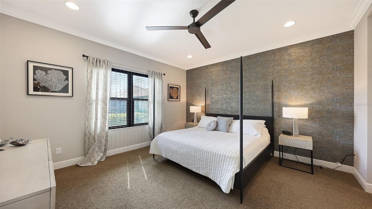 6423 Positano Court, Sarasota, FL 34243 Photo
