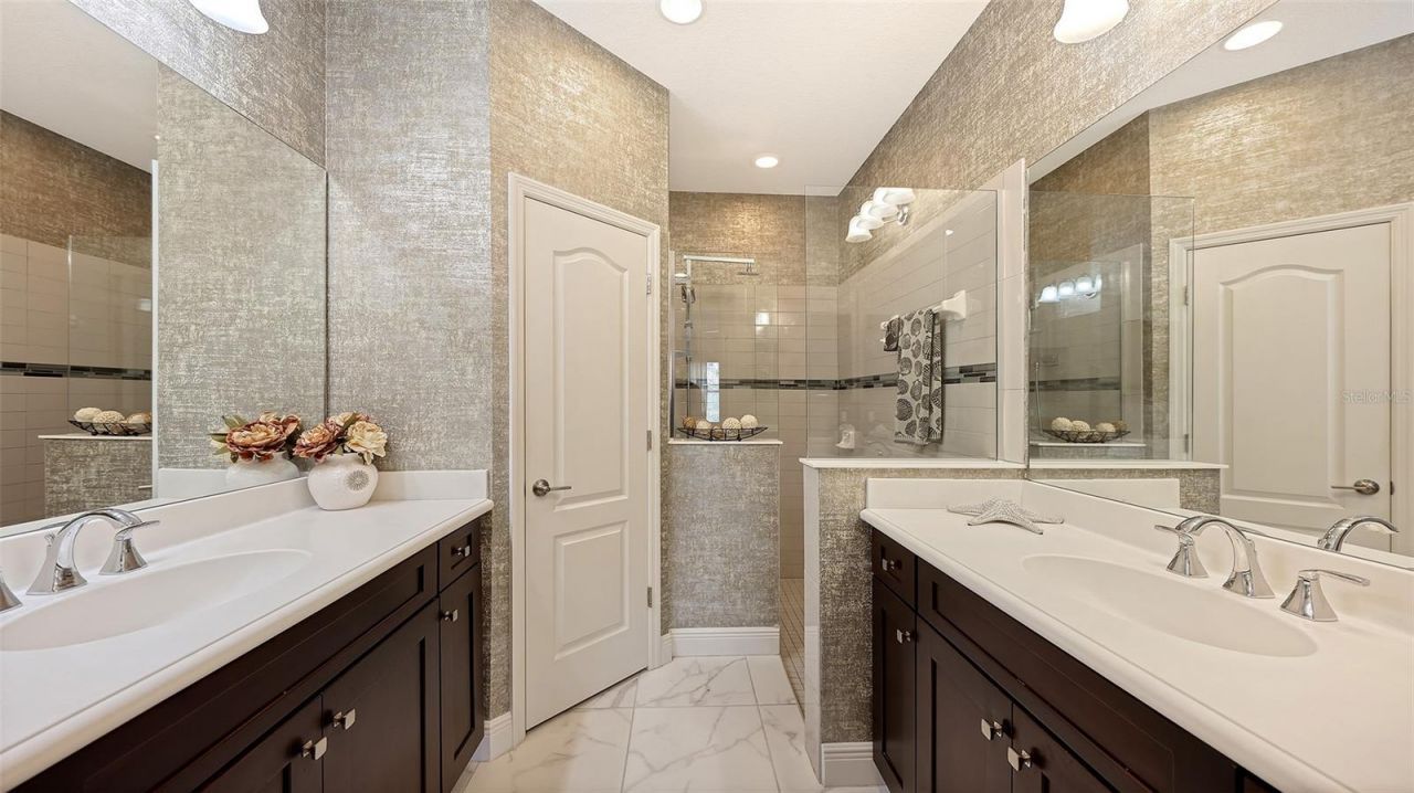 6423 Positano Court, Sarasota, FL 34243 Photo