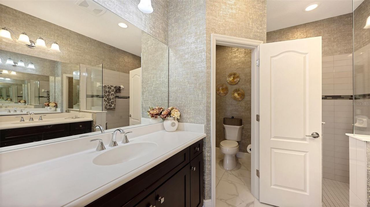 6423 Positano Court, Sarasota, FL 34243 Photo