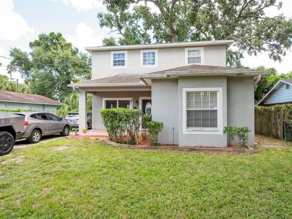8213 N KLONDYKE STREET , TAMPA, FL 33604