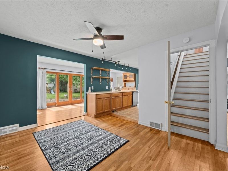 1508 Thornapple Avenue, Akron, OH 44301 Photo 10