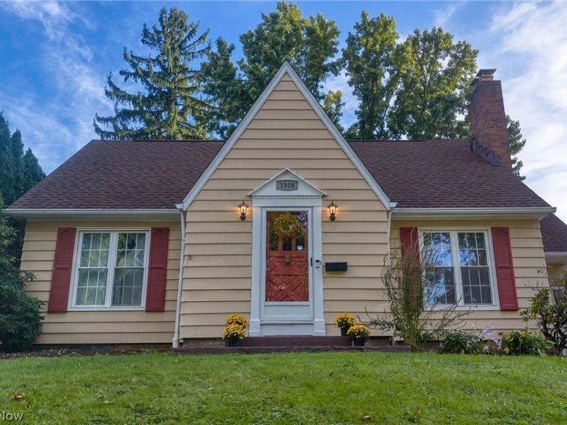 1508 Thornapple Avenue, Akron, OH 44301 Photo 2