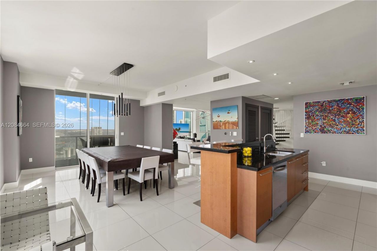 244 Biscayne Blvd , Unit PH4908, Miami, FL 33132 Photo
