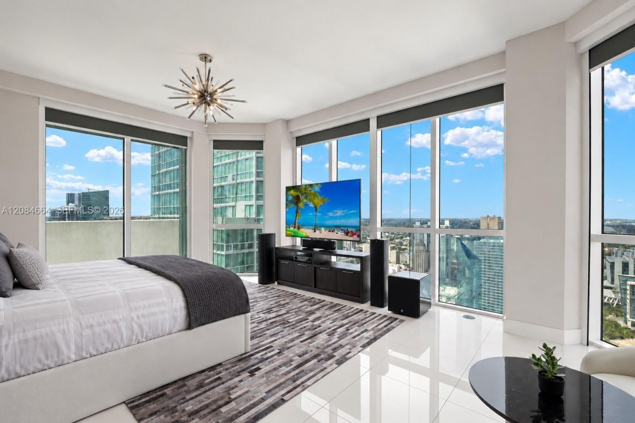 244 Biscayne Blvd , Unit PH4908, Miami, FL 33132 Photo