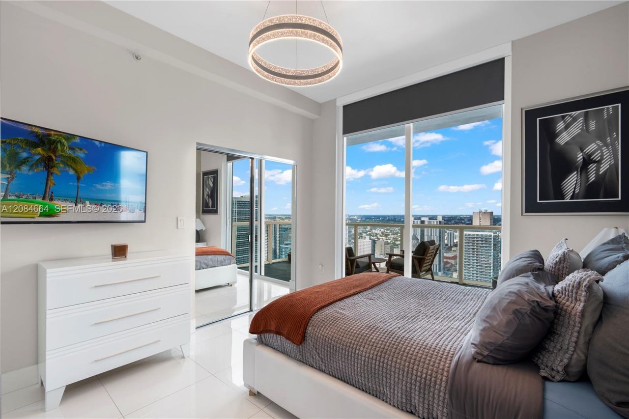 244 Biscayne Blvd , Unit PH4908, Miami, FL 33132 Photo
