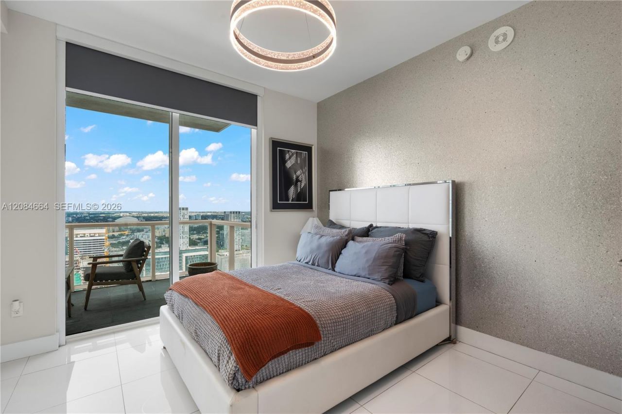 244 Biscayne Blvd , Unit PH4908, Miami, FL 33132 Photo