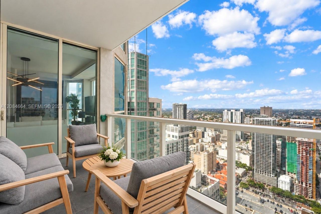 244 Biscayne Blvd , Unit PH4908, Miami, FL 33132 Photo