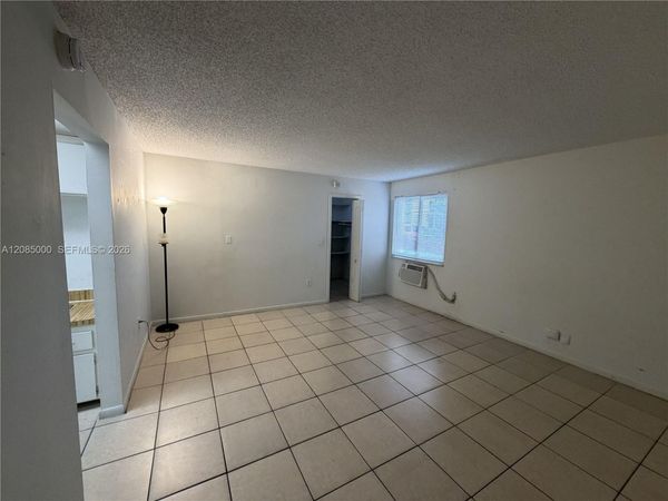 7010 NW 186th St, Unit 5-121A, Hialeah, FL 33015