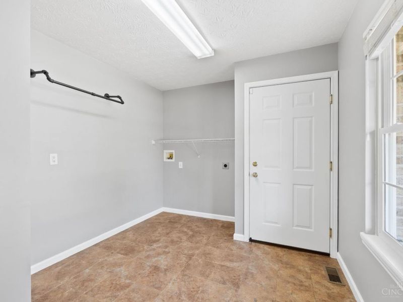 3737 Waterstone, Batavia Township, OH 45102 Photo 25