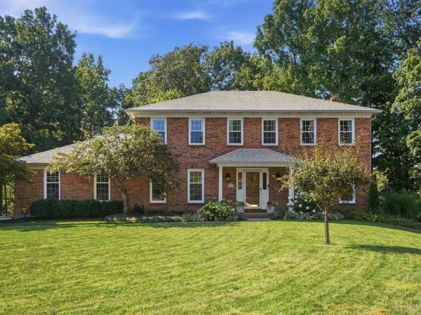 9001 Symmes Ridge Lane, Cincinnati, OH 45140